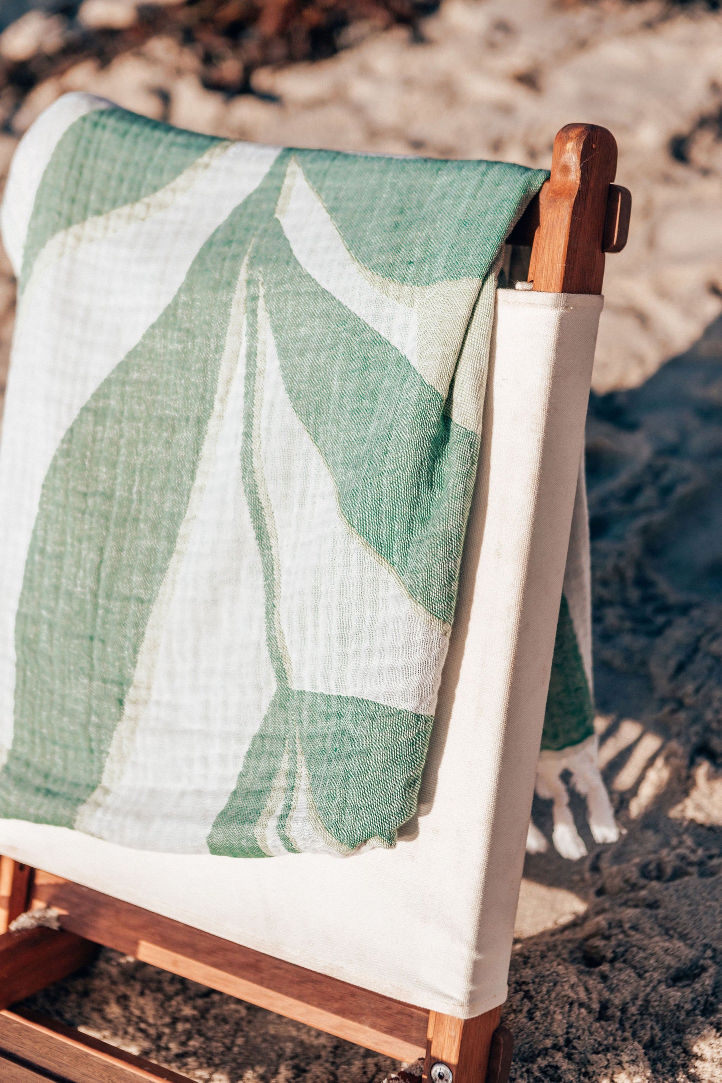 RAINBOW PALM - Cotton Cloud Towel